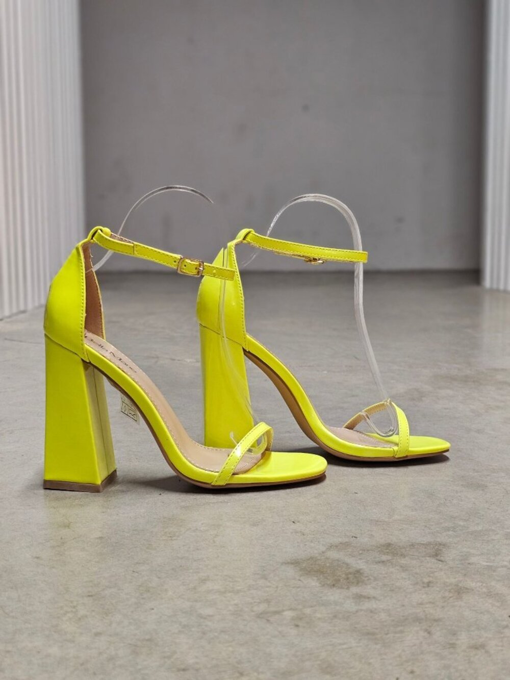 Neon Yellow Block Heel Sandals With Adjustable Ankle Strap Open Toe Design And G - Picture 15 of 15